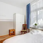 Frieda 1 Apartment