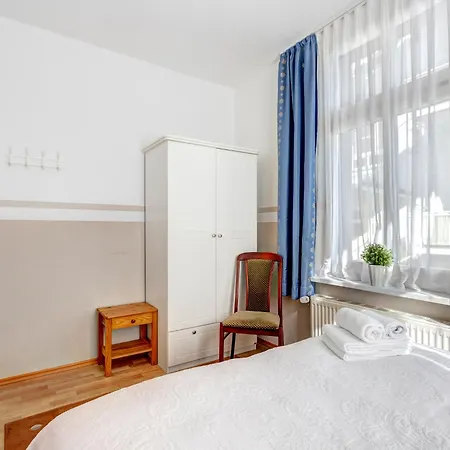 Frieda 1 Apartment